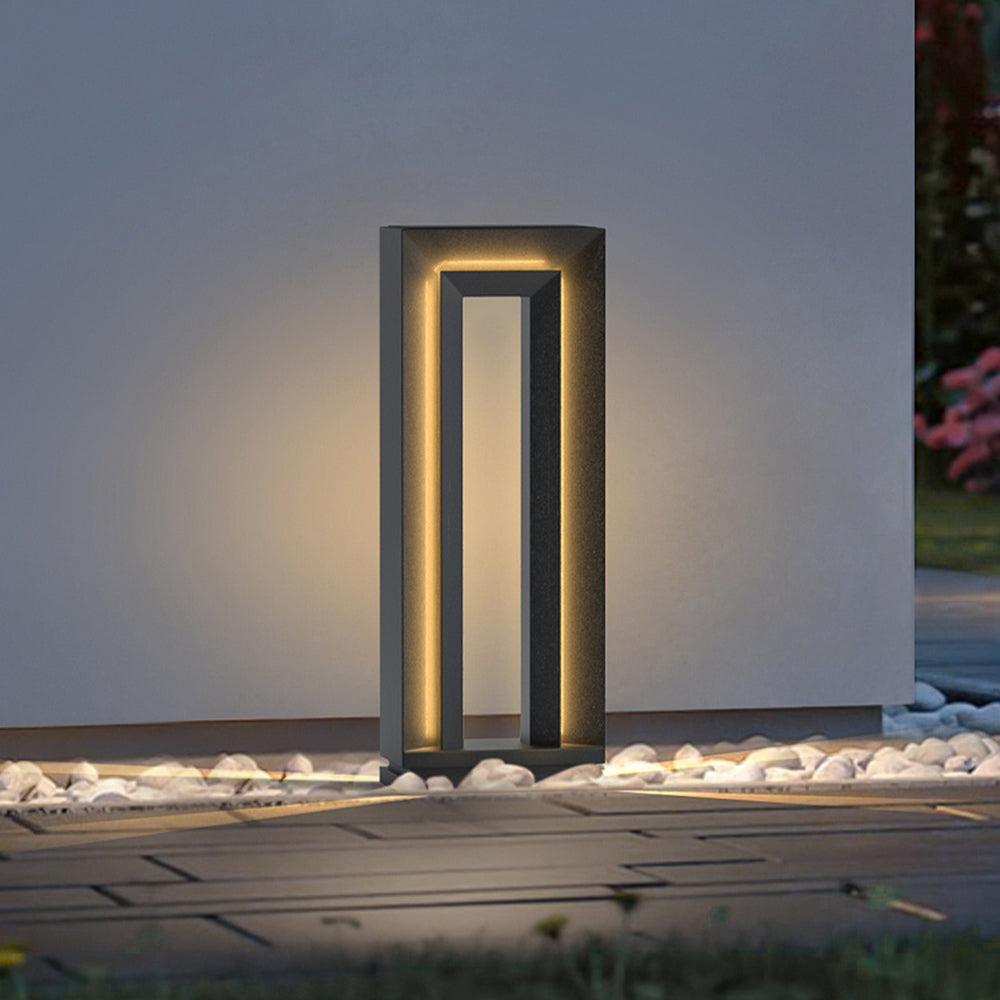 Modern Solar Pathway Lights with Elegant Black Finish | Durable Metal & Acrylic Design for Stylish Outdoor Spaces 7