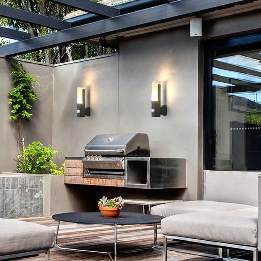 Ray Collection | Modern Outdoor Wall Lamp with IP65 Rating | Durable Metal & Acrylic Design for Garden Illumination 0
