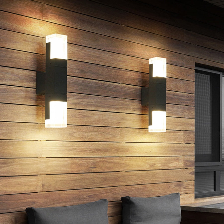 Ray Collection | Modern Outdoor Wall Lamp with IP65 Rating | Durable Metal & Acrylic Design for Garden Illumination 7