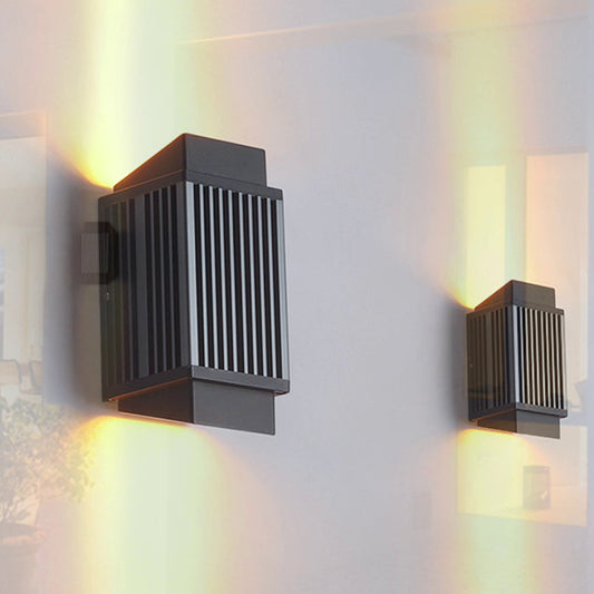 Ray Collection | Modern Outdoor Wall Lamp with IP65 Rating | Durable Metal & Acrylic Design for Stylish Illumination 0