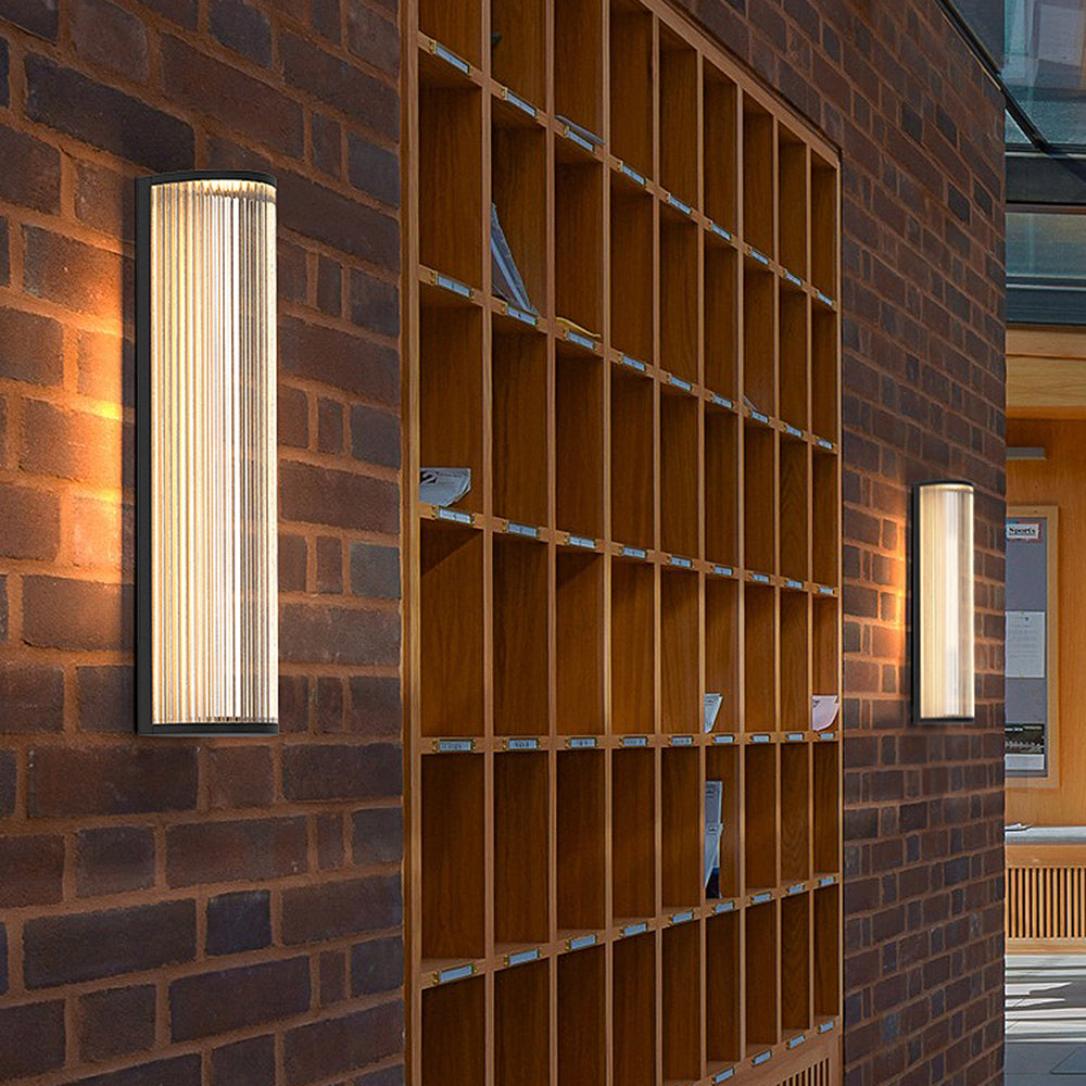 Ray Collection | Modern Outdoor Wall Lamp with IP65 Rating | Durable & Stylish Exterior Lighting for All-Weather Use 2