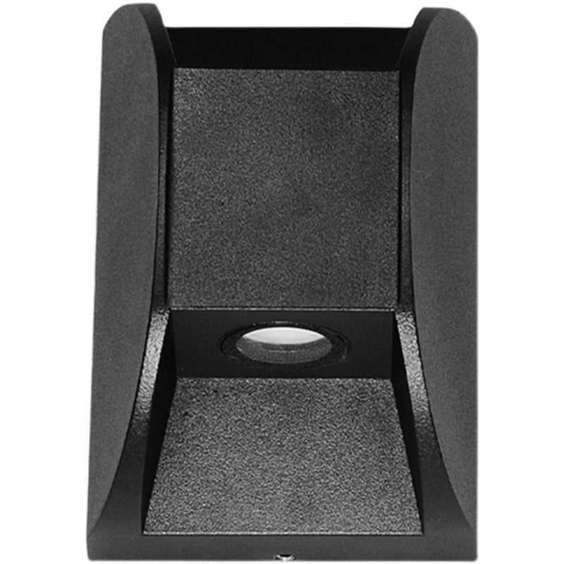 Ray Collection | Modern Outdoor Wall Lamp with IP65 Rating | Sleek Metal Design for Cozy Illumination 7