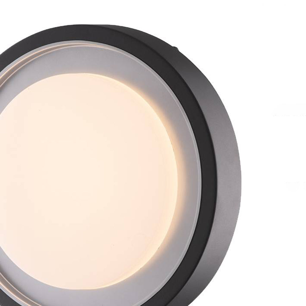 Ray Collection | Modern Outdoor Wall Lantern with Warm Light | Durable IP65 Rated for Elegant Outdoor Illumination 7
