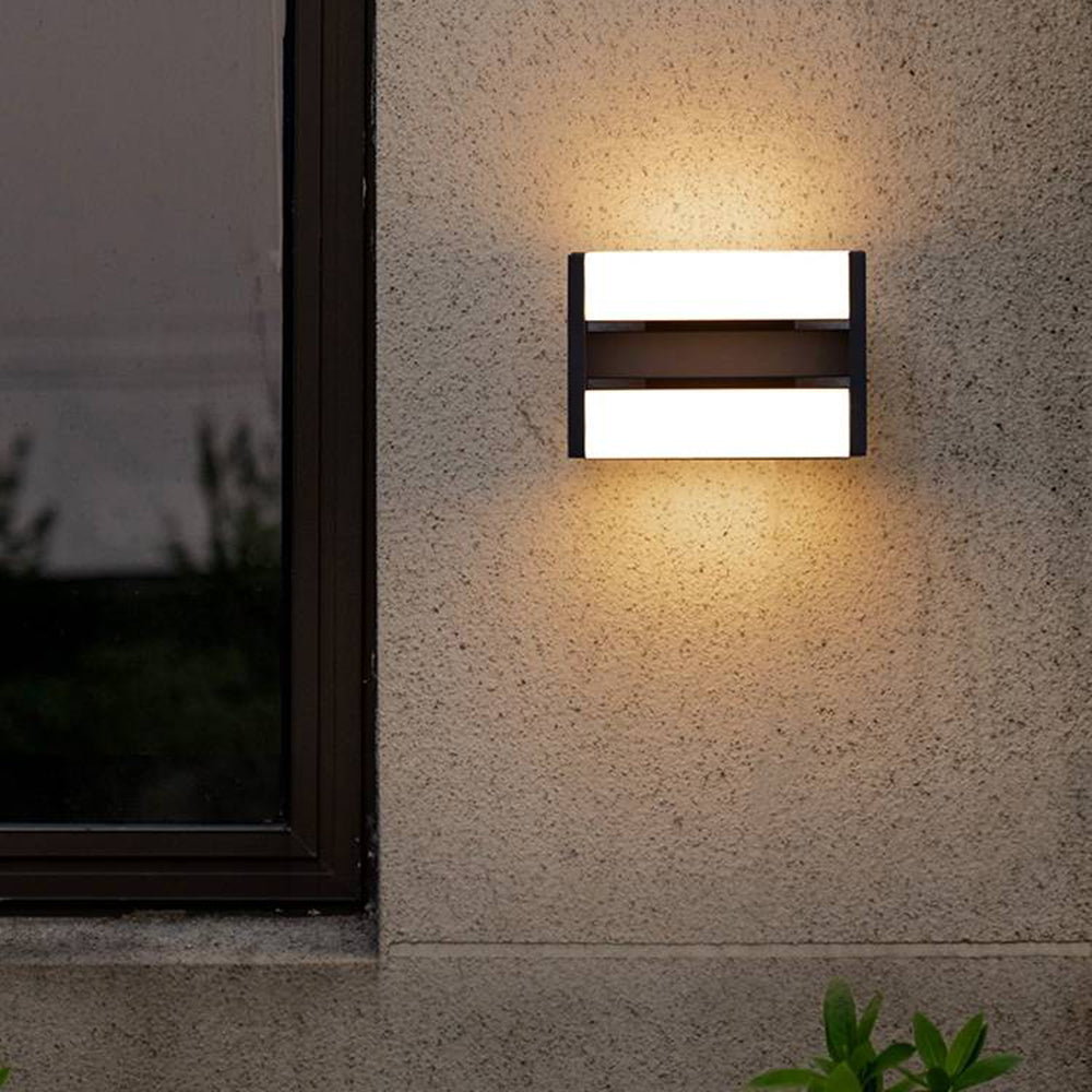 Ray Collection | Outdoor Wall Lamp with Rotatable Design | IP65 Weather-Resistant Lighting for Patios and Gardens 0