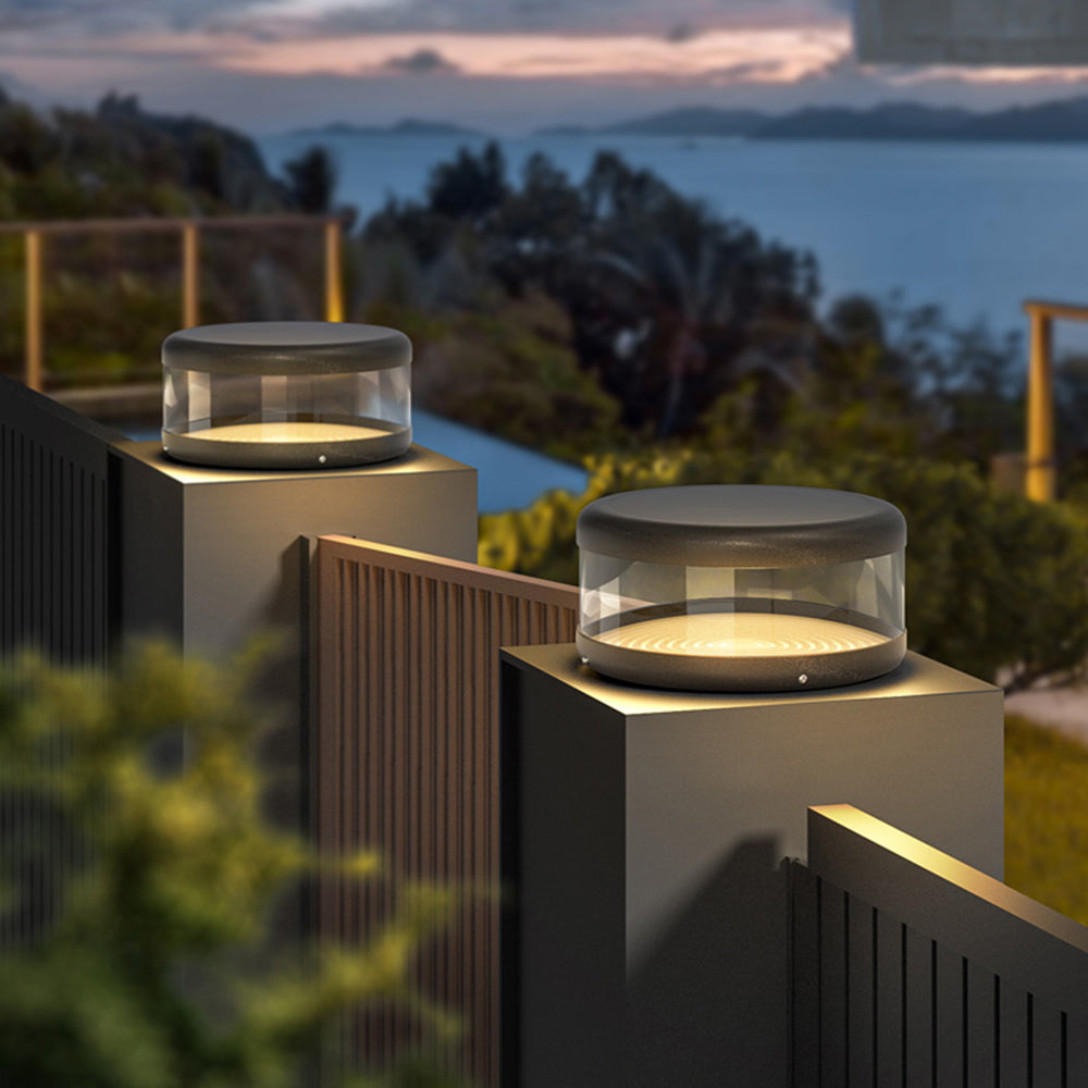Ray Collection | Solar Garden Lights with Warm Light | Stylish Outdoor Lamp for Modern Spaces 4