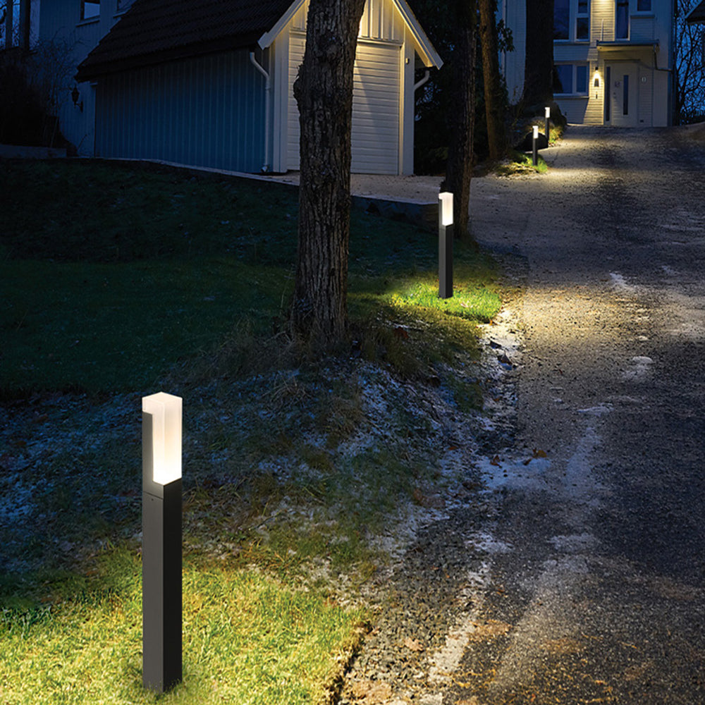 Ray Collection | Solar Pathway Lights with Motion Sensor | Elegant Design for Eco-Friendly Outdoor Illumination 2