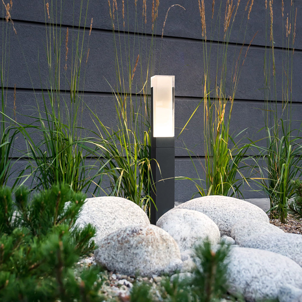 Ray Collection | Solar Pathway Lights with Motion Sensor | Elegant Design for Eco-Friendly Outdoor Illumination 5