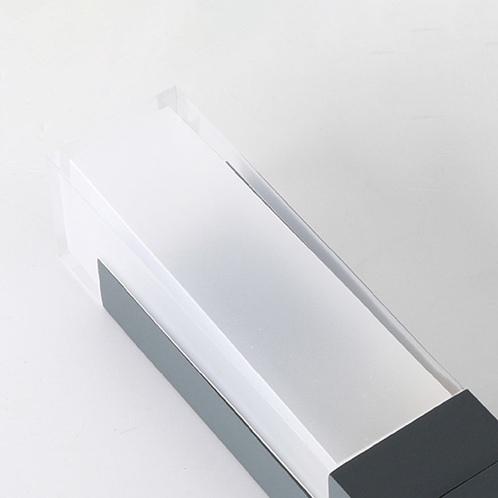 Ray Collection | Solar Pathway Lights with Motion Sensor | Elegant Design for Eco-Friendly Outdoor Illumination 7