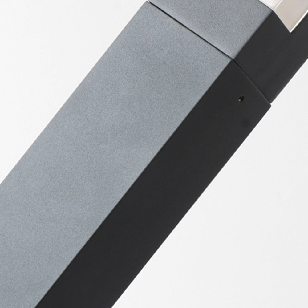 Ray Collection | Solar Pathway Lights with Motion Sensor | Elegant Design for Eco-Friendly Outdoor Illumination 8