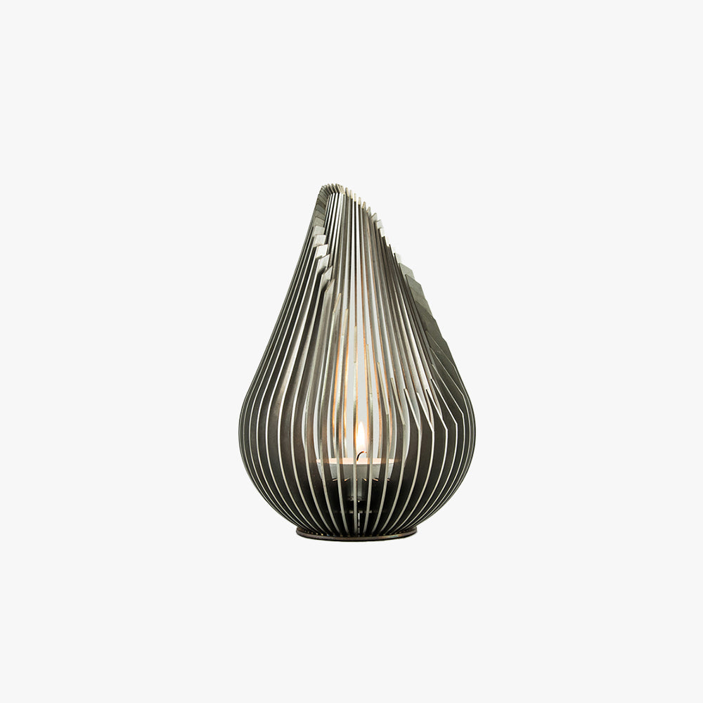 Ray Design | Outdoor Floor Lamp with Unique Waterdrop Shape | Modern Lighting for Patios and Gardens 1