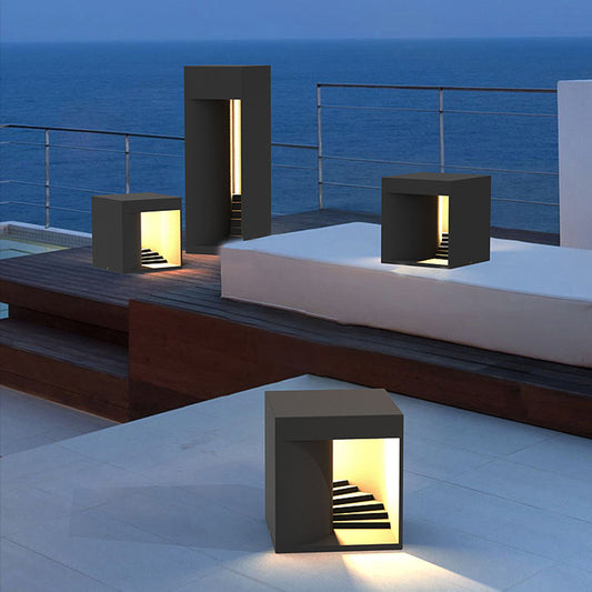 Ray | Waterproof Cuboid Outdoor Lamp with Rechargeable Solar Power | Elegant Design for Outdoor Spaces 0